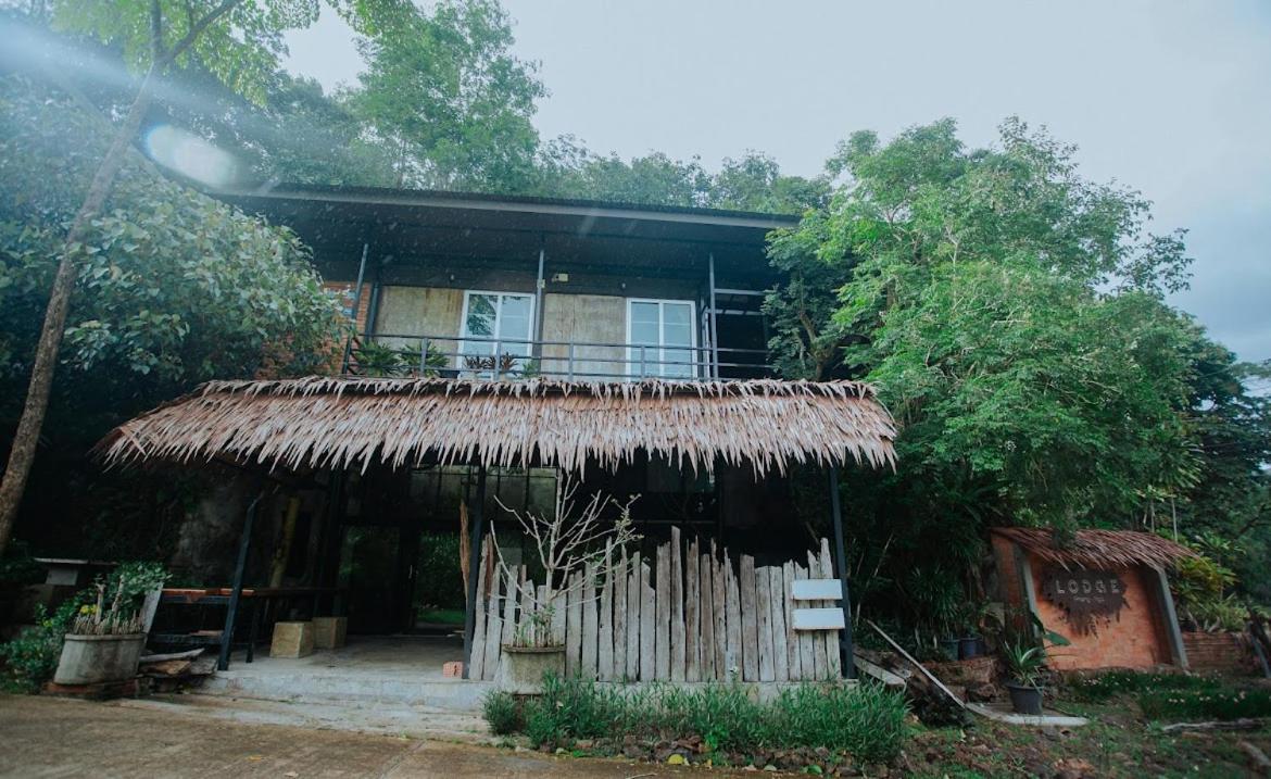 Lodge Phang Nga Boutique Exteriör bild